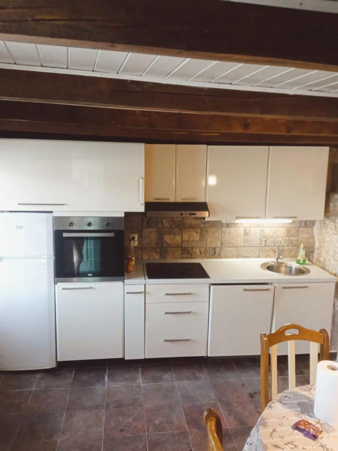 Donje Selo na Šolti Holiday Home - Pavenka מראה חיצוני תמונה