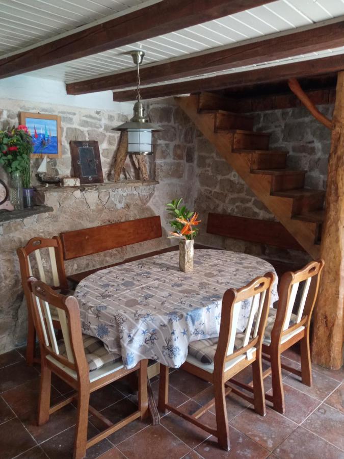 Donje Selo na Šolti Holiday Home - Pavenka מראה חיצוני תמונה